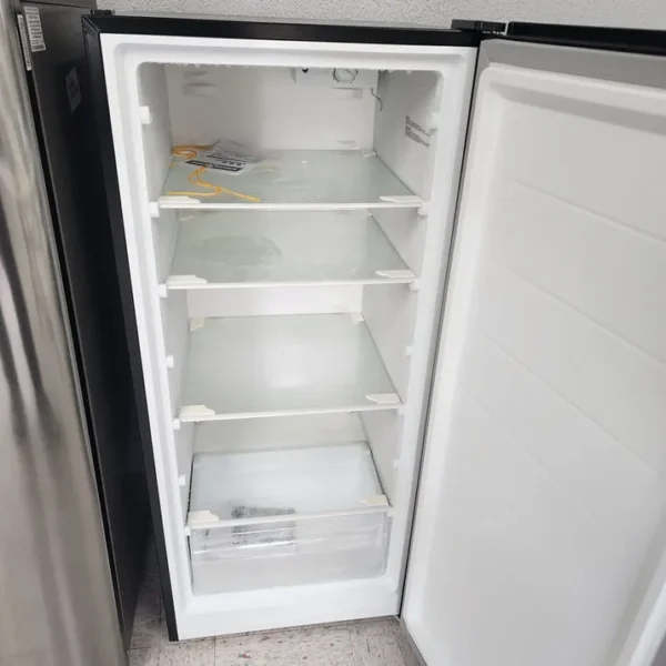Vissani Upright Freezer/Refrigerator - Image 2