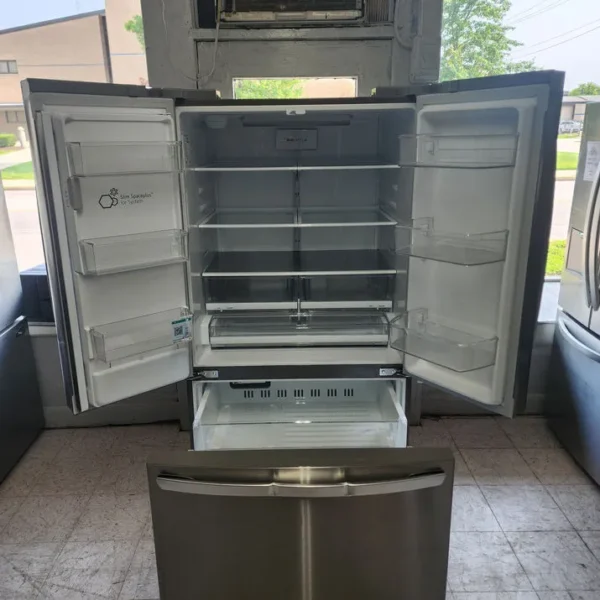 LG Refrigerator - Image 2