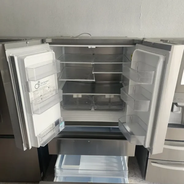 LG Refrigerator - Image 2