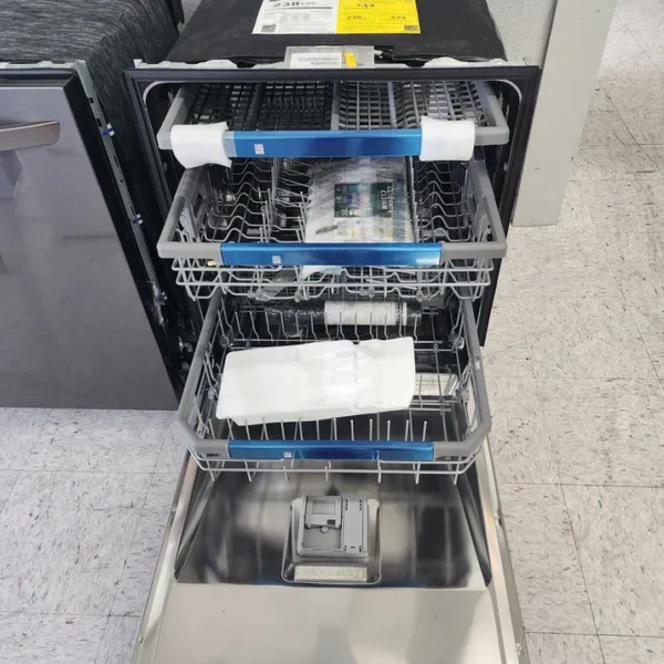 LG Dishwasher - Image 2